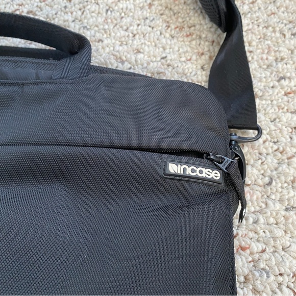 INCASE Nylon Briefcase Laptop Messenger Shoulder Bag - Picture 7 of 7